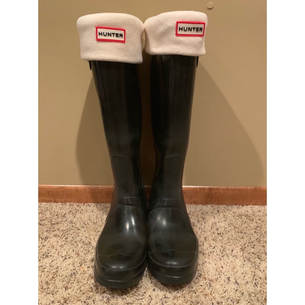 BUNDLE! Hunter boots with fleece inserts!